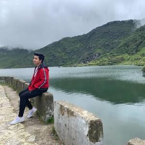 Meet your Posher, Akhilesh